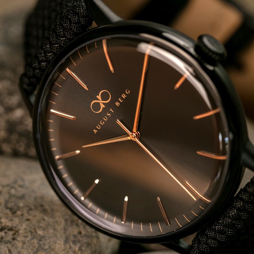 Noir Black - August Berg
